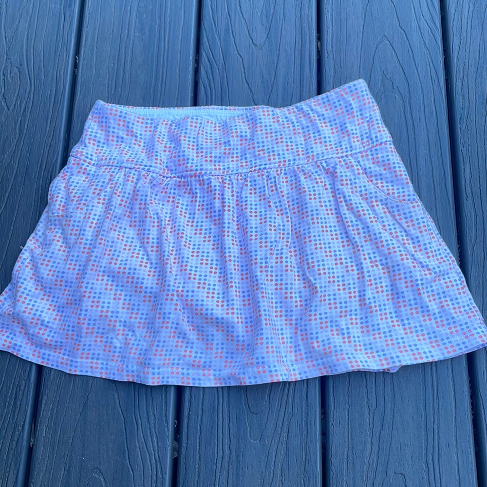 Circo skirt w built in shorts.  Size 10 / 12. large.  Great condition